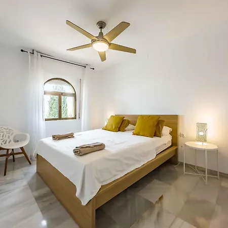 Apartment In Vacation In La Cala De Mjias